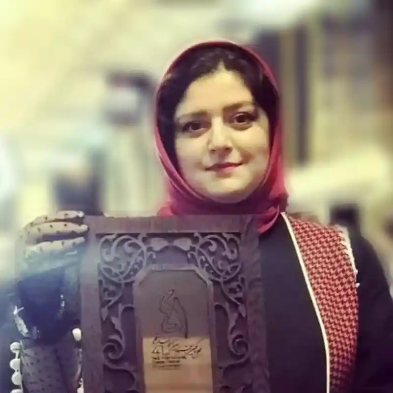 پریسا صدایی آذر - بازیگر و فیلم‌ساز